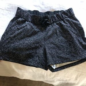 Lulu shorts